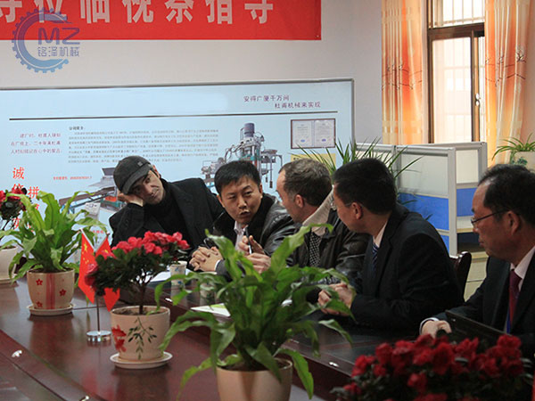 ����˹�ͻ�����