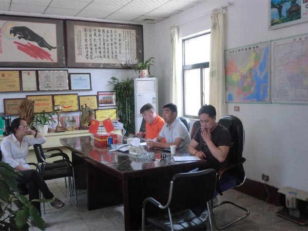 �����ͻ�������שѹ����豸