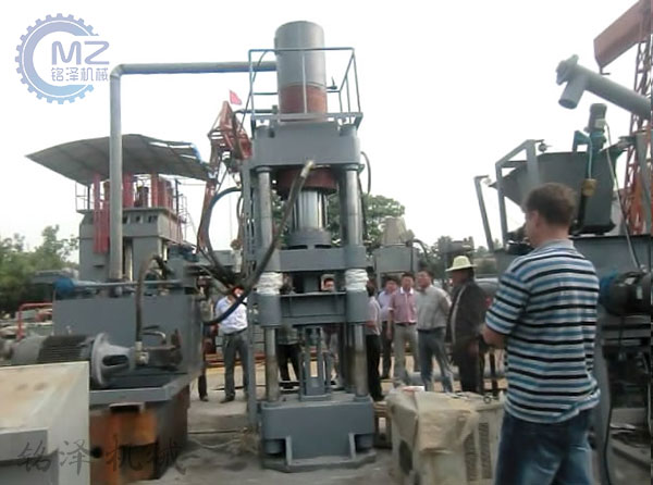 ����ѹ������������Ի���Ƶ