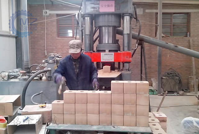 ��������ѹ����ͻ��ֳ�