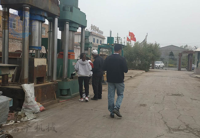 ���ް������ǿͻ����ö���Һѹש��