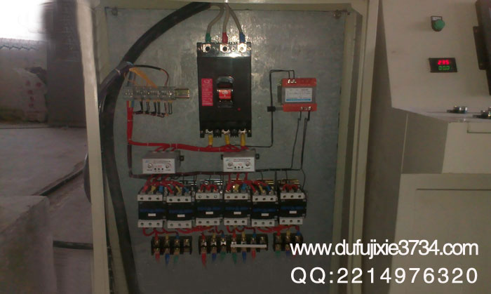 �½���ɽ����ѹ����ͻ��ֳ�2